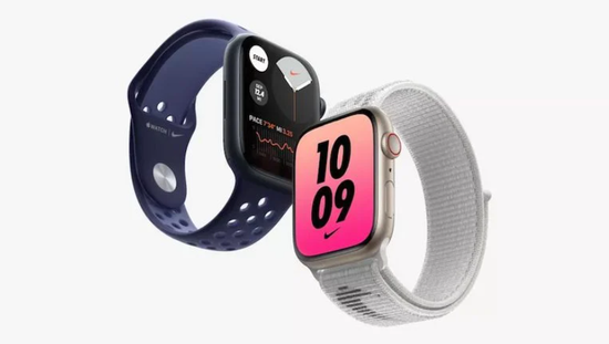Apple Watch Pro is revealed to have a larger 47mm case with a flat screen
