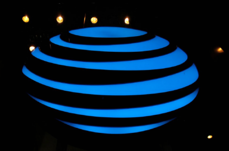 AT&T accused of leaking financial information to analysts